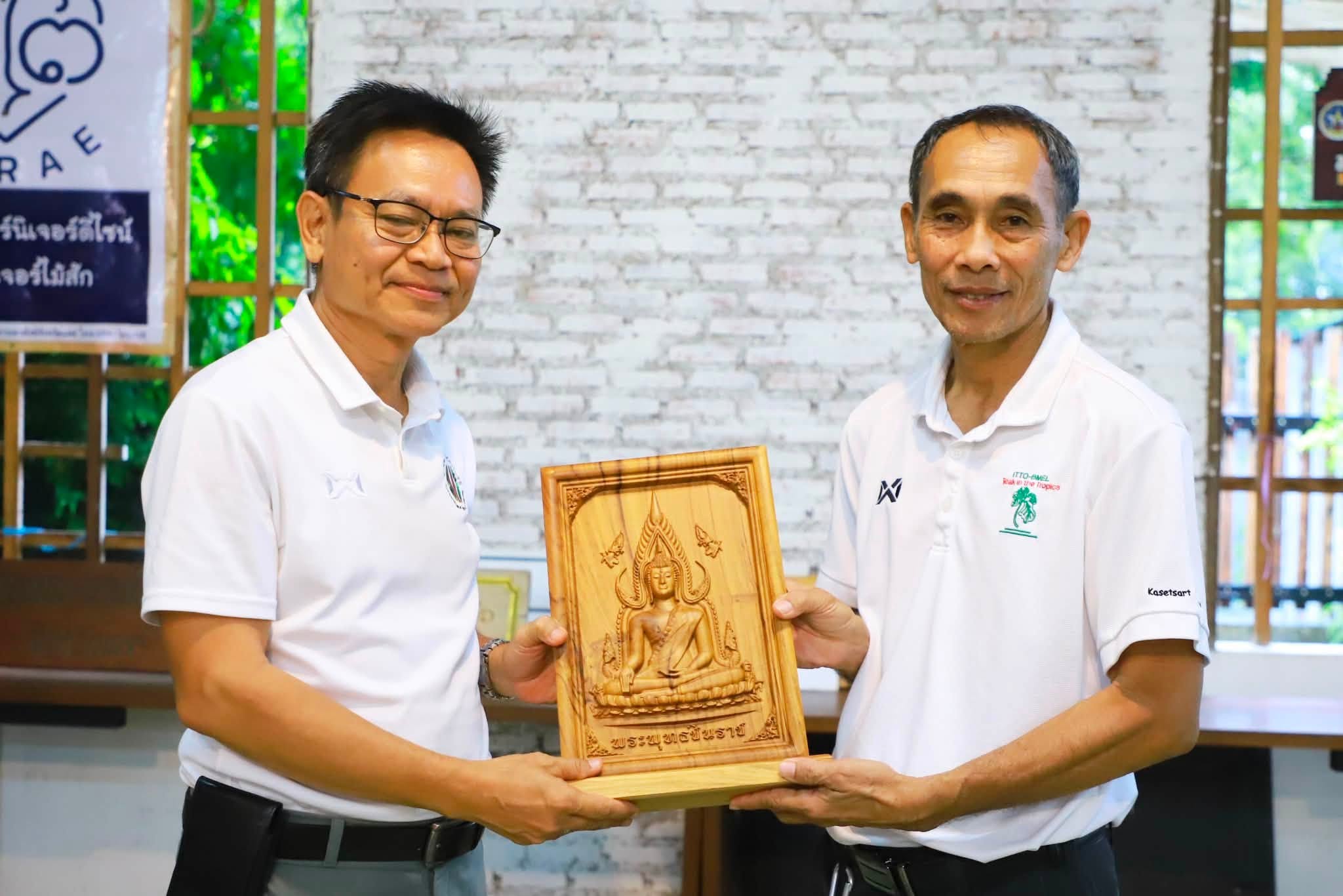 title - ลุย จ.แพร่ พร้อมลงพื้นที่ศึกษาดูงาน อัปเกรด ’ไม้ชุมชน‘ ดันแปรรูปสร้างมูลค่า สร้างรายได้อย่างยั่งยืน
